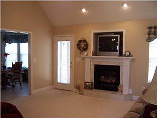 2nd image of 322 Big Creek Ln