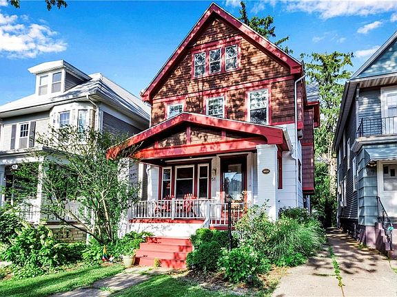 4th image of 51 Greenfield St