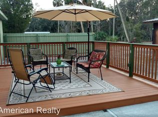 182 Park St, Inglis, FL 34449