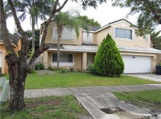 15416 SW 99th Ln, Miami, FL 33196