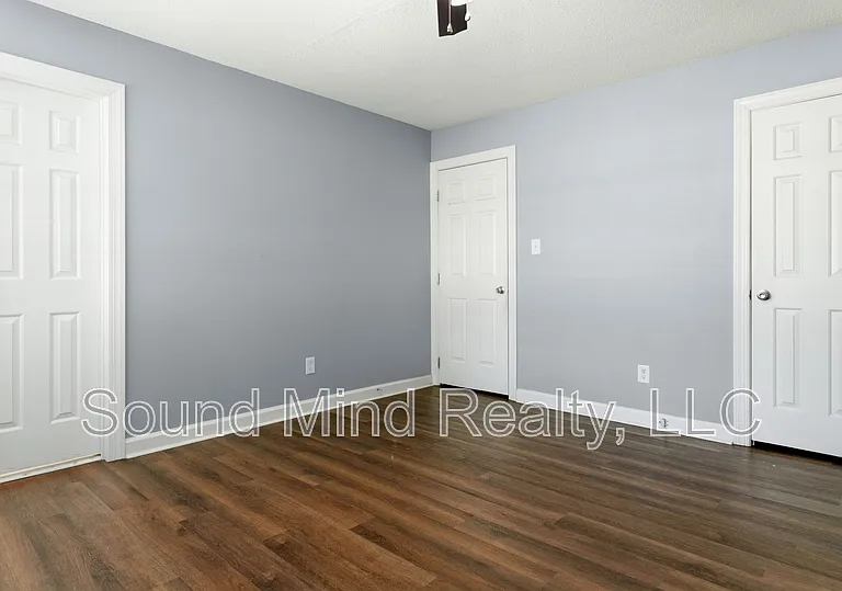 1601 Homestead Rd — Photo 27