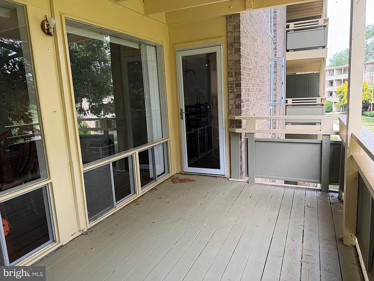 7260 Donnell Pl — Photo 10
