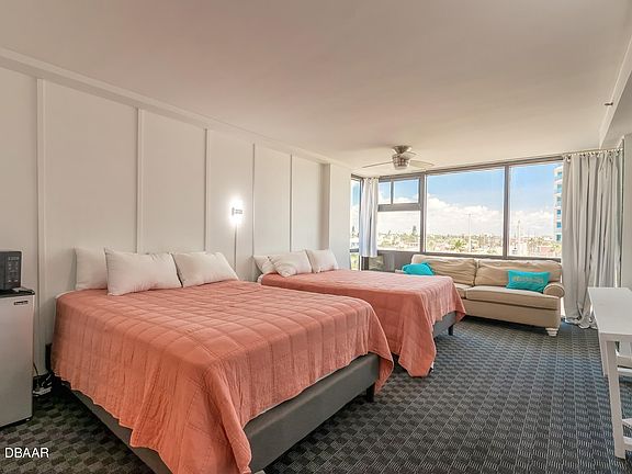 5th image of 1909 S Atlantic Ave #301