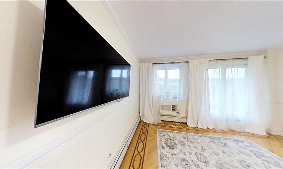 1st image of 2569 Ocean Ave APT 3A