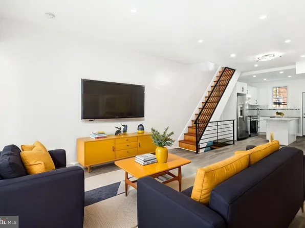 1411 S Paxon St, Philadelphia, PA 19143