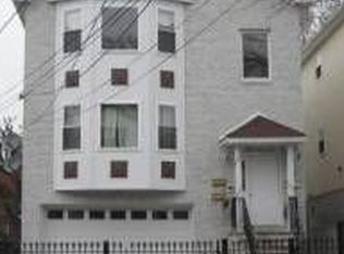 445 4th Ave W, Newark, NJ 07107