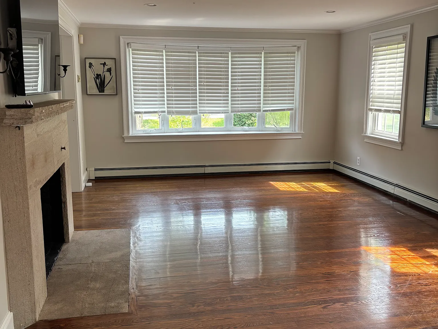4 bed, 2484 sqft, $7,800 — Photo 4