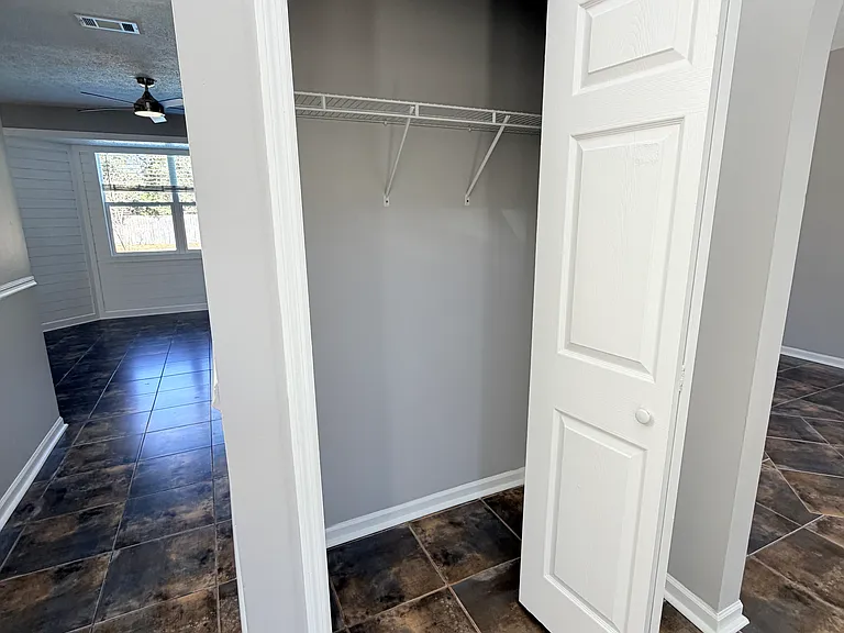 123 Seabreeze Cir — Photo 8