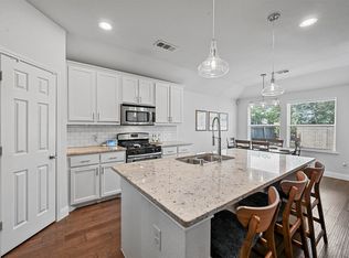 1100 Snowbird Dr, Little Elm, TX 75068