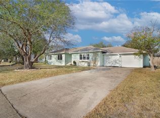 623 Field Ave, Taft, TX 78390