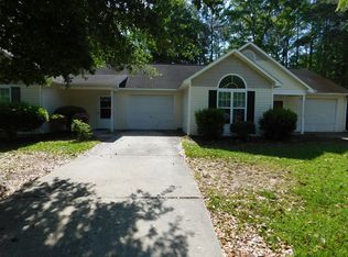 208 Tobiano Dr, New Bern, NC 28562