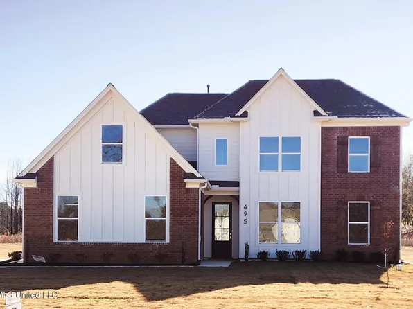 495 Centerline Roper Loop, Byhalia, MS 38611