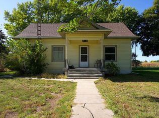 412 Said St, Cairo, NE 68824