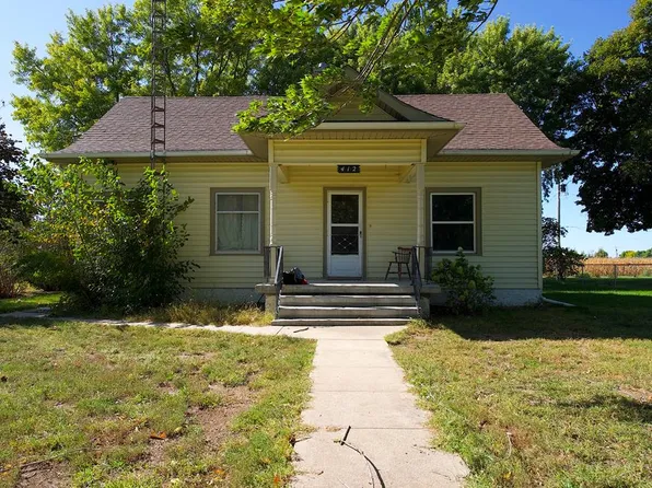 412 Said St, Cairo, NE 68824