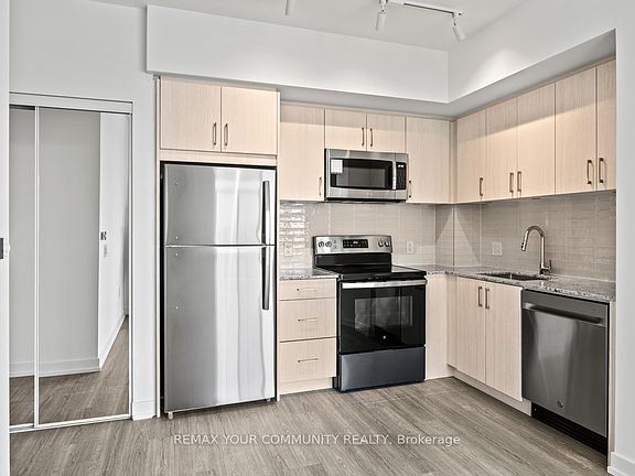4th image of 4010 Eglinton Ave W #1802