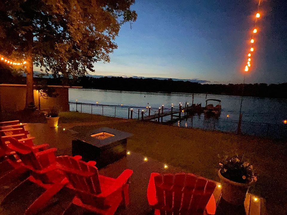 2nd image of 1040 Fieldstone Rd