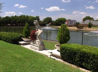 5727 Still Forest Dr, Dallas, TX 75252