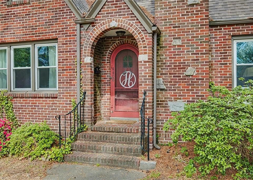 1st image of 4408 Winchester Dr