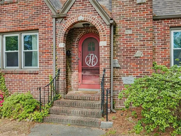 4408 Winchester Dr, Portsmouth, VA 23707