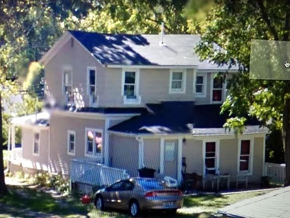 2nd image of 428 W Franklin St #1