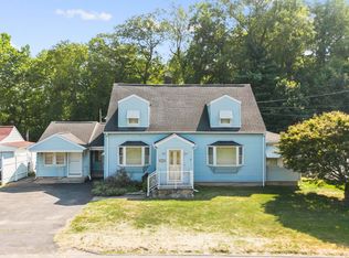 362 Wakelee Ave, Ansonia, CT 06401