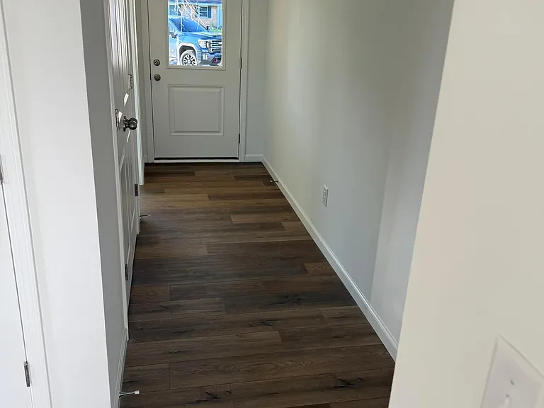 1624 Holly Pl — Photo 1