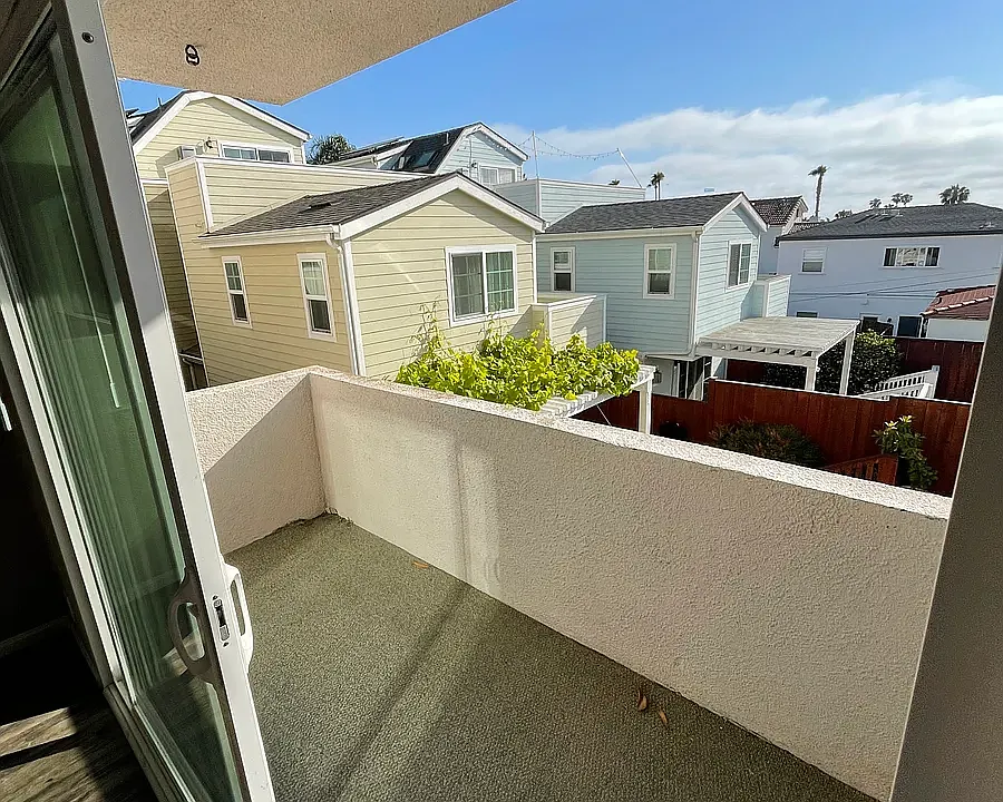 1488 Reed Ave #9