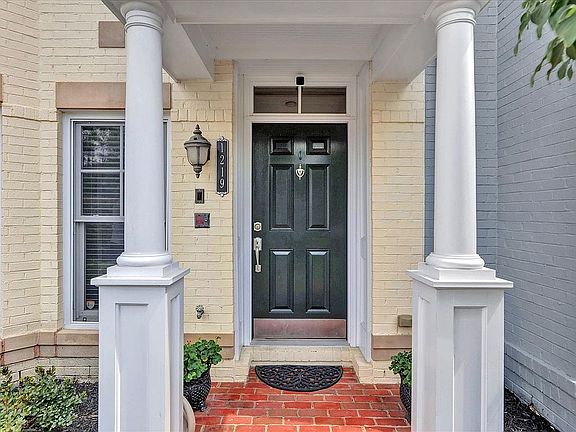 5th image of 1219 Byrd Ave
