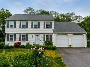 8 Kristen Dr, Portland, CT 06480