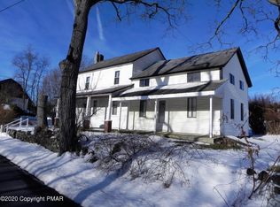 630 Smith Hill Rd, Stroudsburg, PA 18360