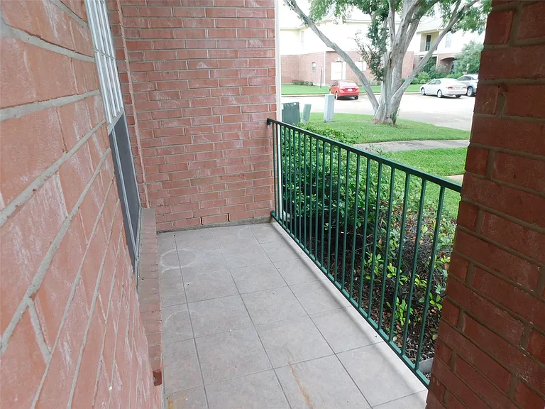 2710 Grants Lake Blvd #J2 — Photo 41