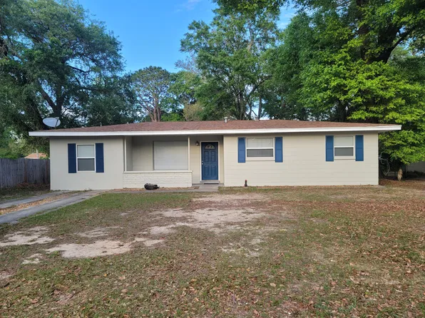 5604 Clearwater Ave, Pensacola, FL 32505