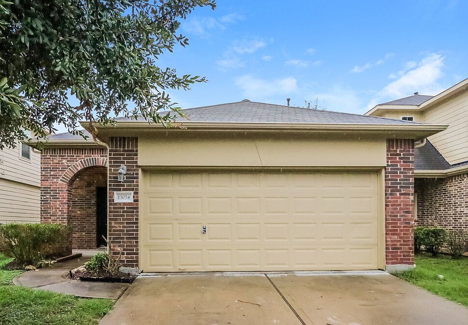 1st image of 13054 Rose Landing Dr