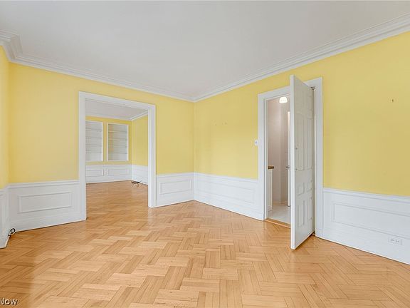 3rd image of 13415 Shaker Blvd APT 11H4
