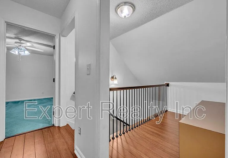 5501 Heath Row Dr — Photo 37