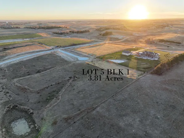 28th Ave, Kearney, NE 68845