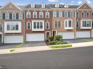14707 Corner Post Pl, Haymarket, VA 20169