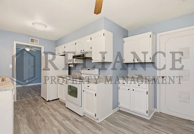 2425 N Marigold Ln — Photo 18