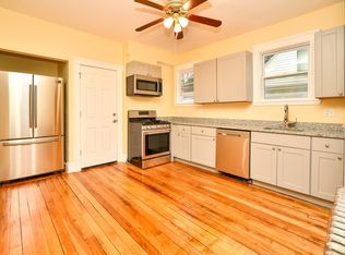 15 Vesta Rd FLOOR 3, Dorchester Center, MA 02124