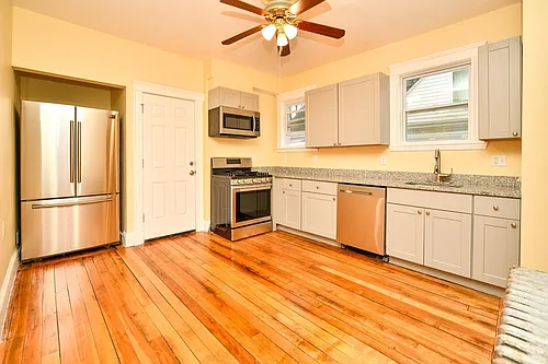 15 Vesta Rd #3 Photo 1