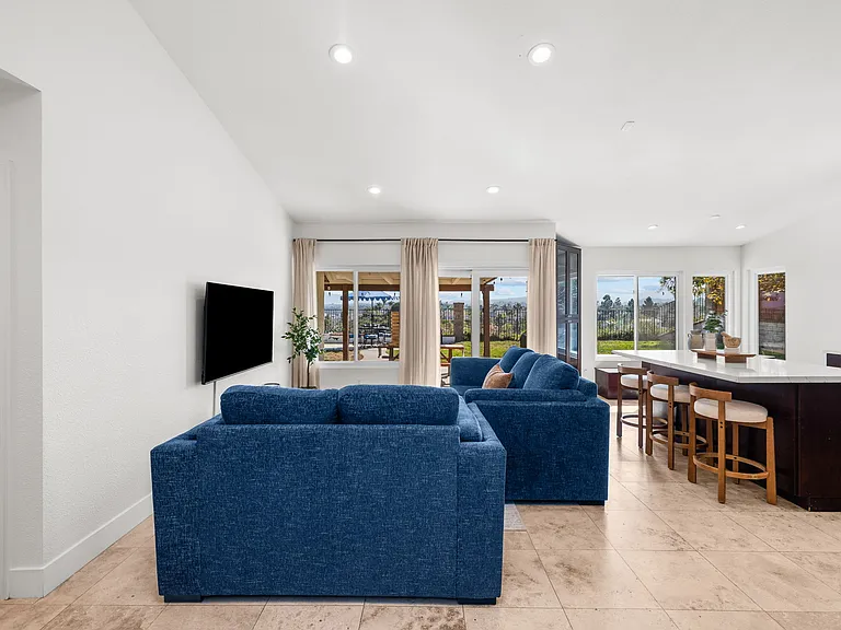 Robinwood Dr — Photo 39