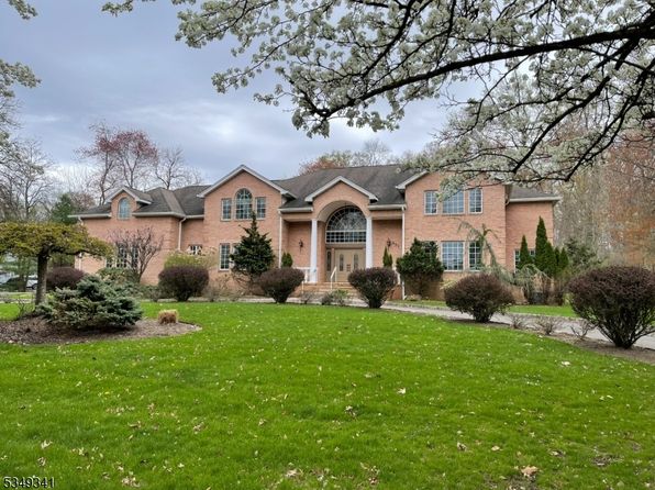 491 Brookside Ave, Allendale Boro, NJ 07401