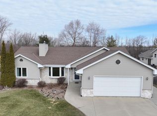 2512 Rebecca DRIVE, Racine, WI 53402