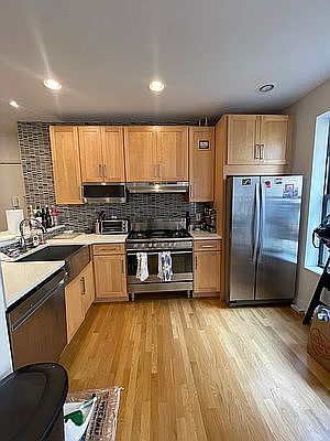 2nd image of 654 W 161st St APT 4G