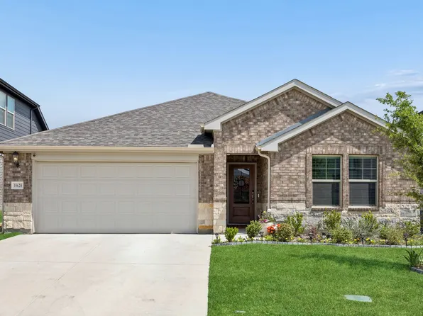 10620 Tuccenen Dr, Fort Worth, TX 76179