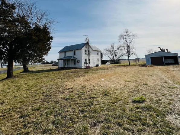 5038 County Highway 10, Oakdale, IL 62268