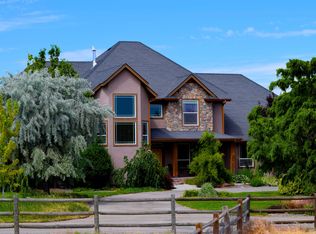 7040 Desert Wolf Ln, Star, ID 83669