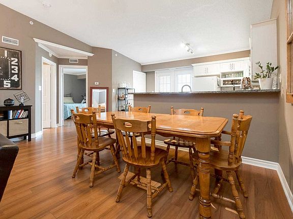 5th image of 4003 Kilmer Dr #411
