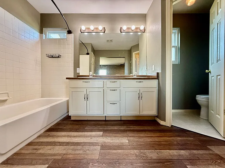 8306 Tibbs Rd — Photo 13