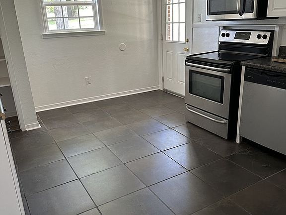 5th image of 1440 Norrell Ave